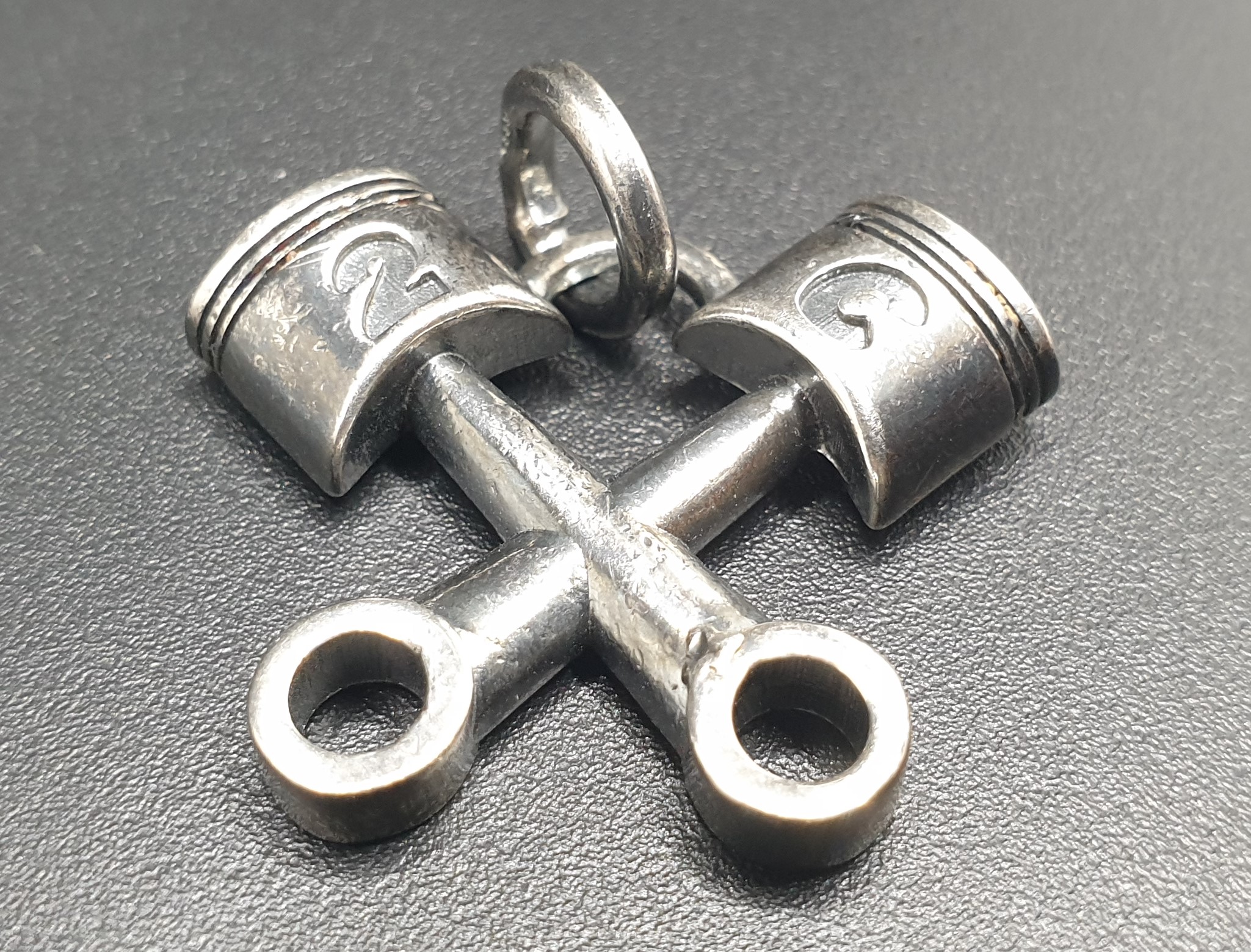 Collezione DueC Ciondolo logo 2C