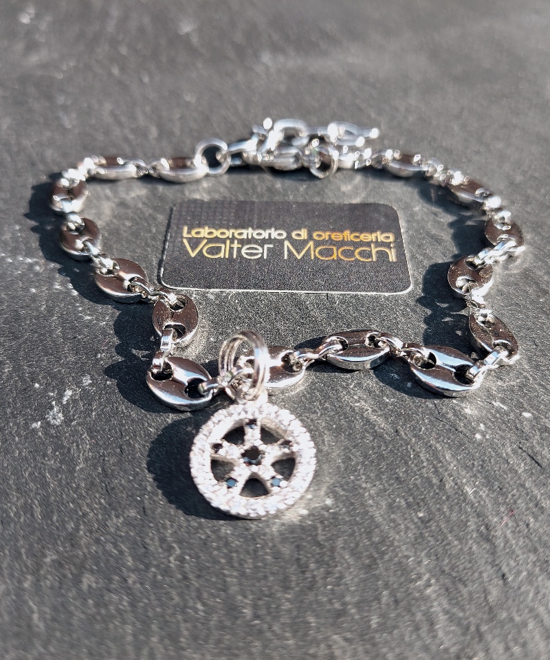 Collection GC2C Steel Product 316L Bracciale in Acciaio con Ciondolo Volano ICYFF Zirconi Laterali B