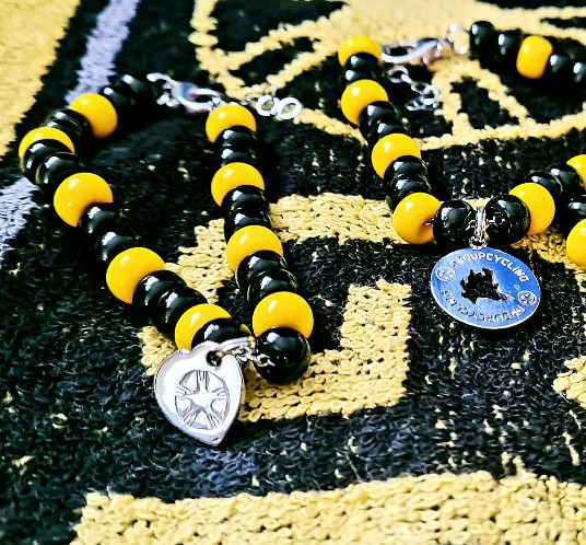 Collezione Bracciali VM Steel Jewels con Pietre Naturali Rocailles di Boemia Colore Giallo e Nero co